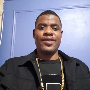 Meet your Posher, Gregory